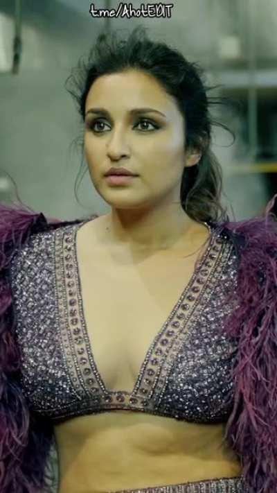 Parineeti Chopra hot