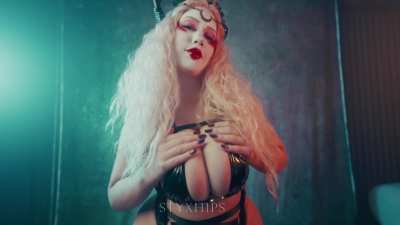 I'd rather fucking die than get a breast reduction lol