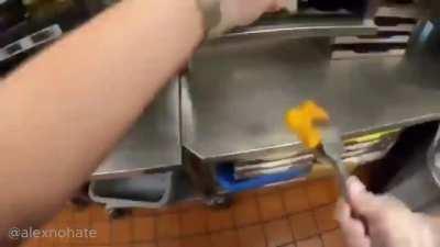 Estudias carrera de artes(no se lo que es)