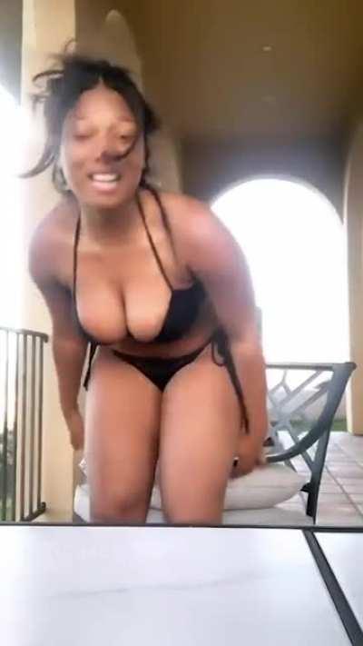 Classy, Bouncing, Rachet, SAVAGE!