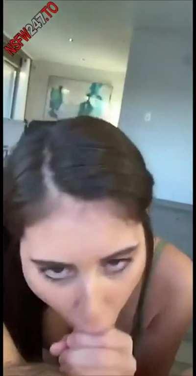 Violet Summers 🍌😍😈