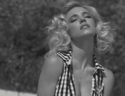 GUESSOriginals x Anna Nicole Smith photoshoot