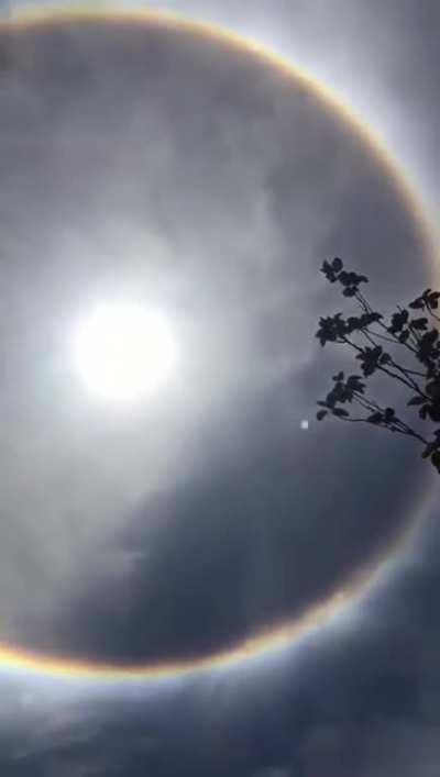 Круговая радуга.