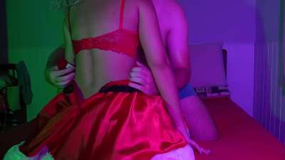 All good boys deserve an orgastic lapdance as mommy claus present 😏😚