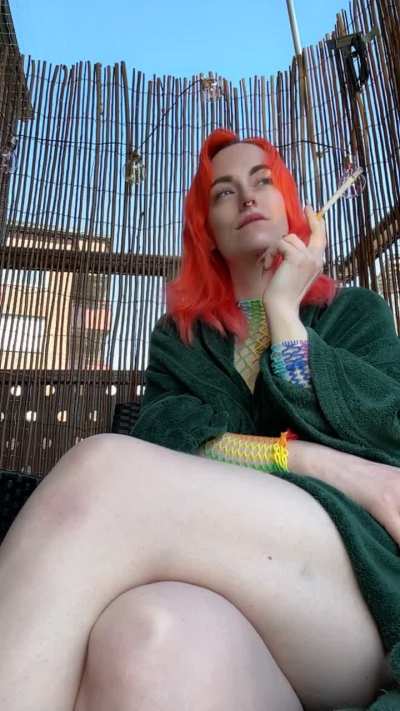 A morning smoke on my friends balcony