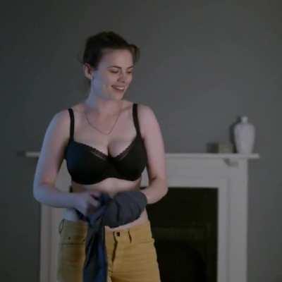 Hayley Atwell undressing