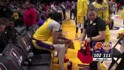 [Highlight] D'Lo during the timeout: 