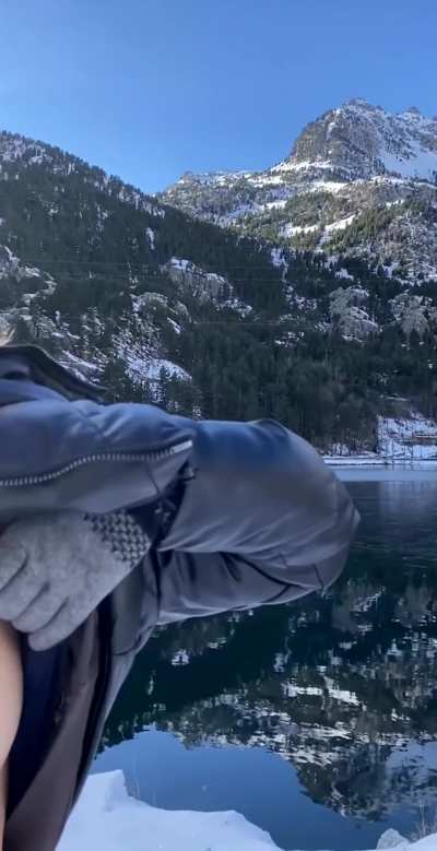 We should get a quickie in this cute spot