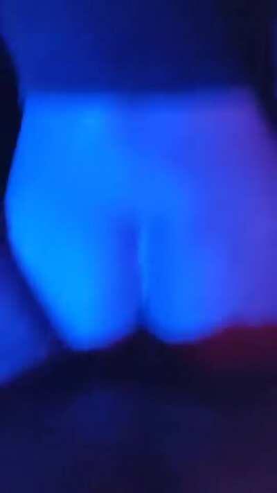 Riskiest Sex of my life, and had to go slow...she was screaming too much [m] [f] 22