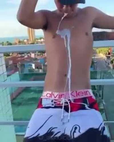 Ayel ,Greninja e Muca no churras dos subs 😜☺😋