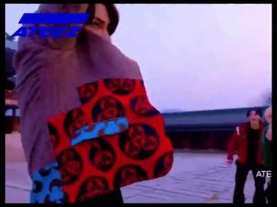 I saw someone on twitter say that this clip of jongho looked like a smash bros victory screen so i