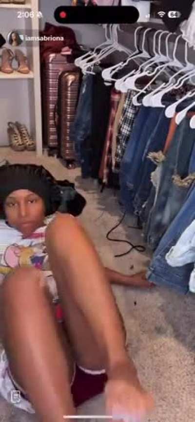 @iamsabriona- Old live from November