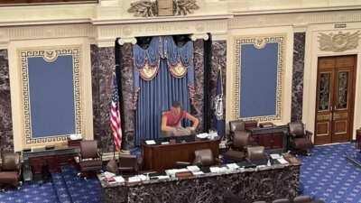 Scout breaks into the Capitol