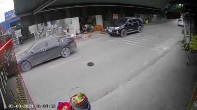 Robot vacuum cleaner had an accident