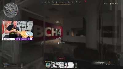 I built a baguette into a motion controller to play Warzone