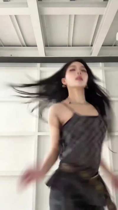 250912 Isa - STAYC TikTok Update