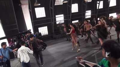 Katrina Kaif Dhoom 3 BTS_1
