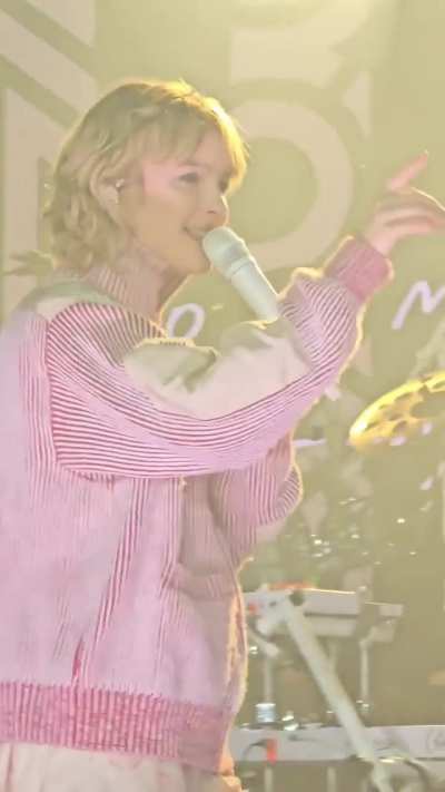 Pommelien Thijs - Ben je klaar?  - Serious Request 2025