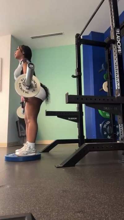 work out showing that phat butt