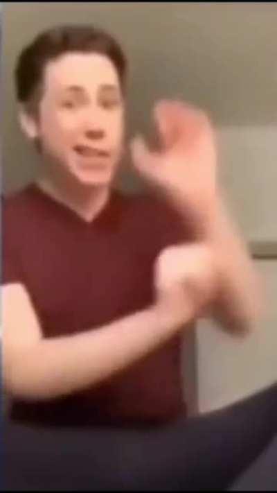 He can turn into a wolf y'all