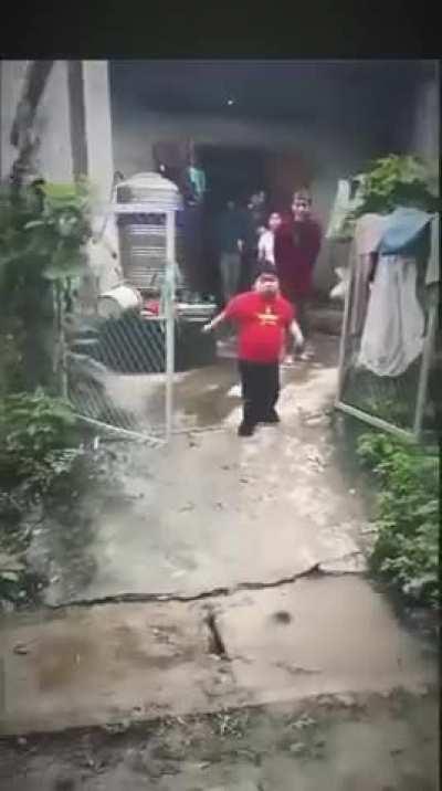 POV lvl 1 Boss chasing you in a Speedrun 