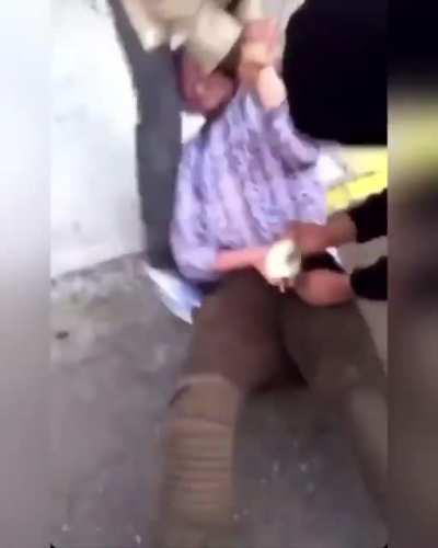 Just film this guy getting robbed, don’t interfere