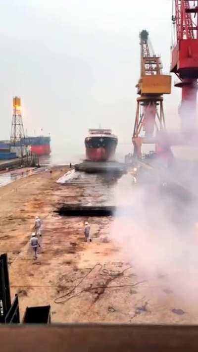 How ships are launched into the ocean