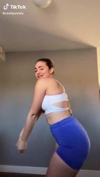 The things I’d do 😫🤤