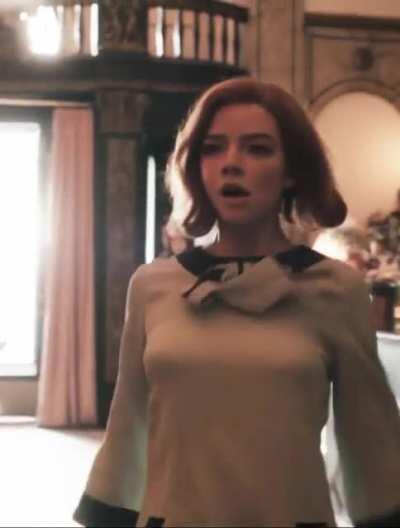 Anya Taylor-Joy's bouncy tits