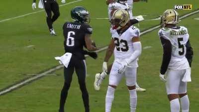 [Highlight] Marshon Lattimore tackles DeVonta Smith and helps him up in one motion.