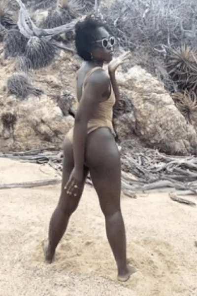 Lupita Nyong'o and her butt.