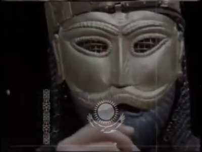 Age Of Empires 2 oynarken cago emminin town centerı atlı okçularla savunan dayı