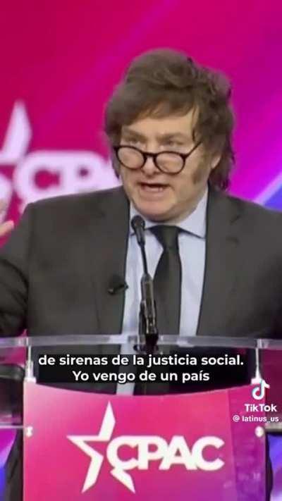 Cuando digo que la 4T es socialista salen muchos chairos con el * en 🔥 preguntándome la definición de socialismo, siempre te van a decir que estás mal aún la definición de Marx, pero ustedes creen que la 4T es socialista?
