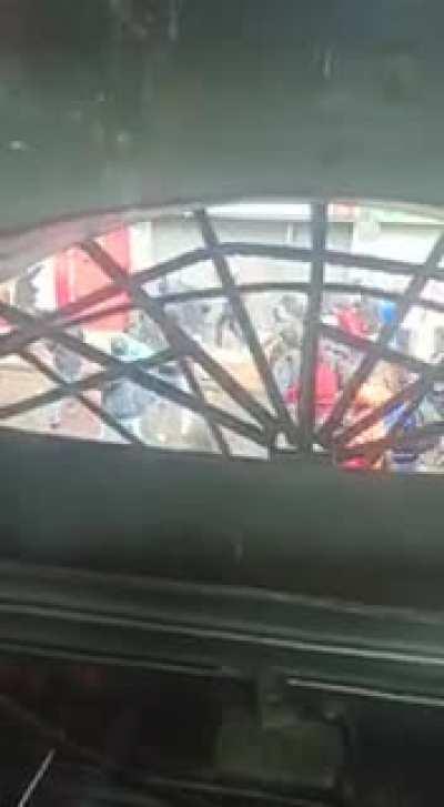 La otra cara de la moneda. (Aunque aquí no recibirá sino downvotes.)