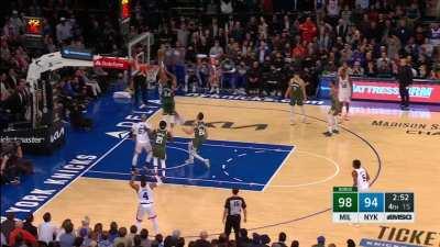 [Highlight] Giannis with the block on Toppin. Originally ruled a foul, Bucks challenge and it's overturned.