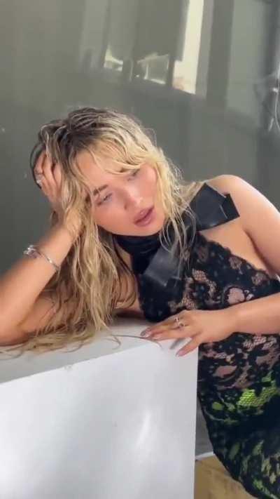 November 2023 Who What Wear Photoshoot Video 3