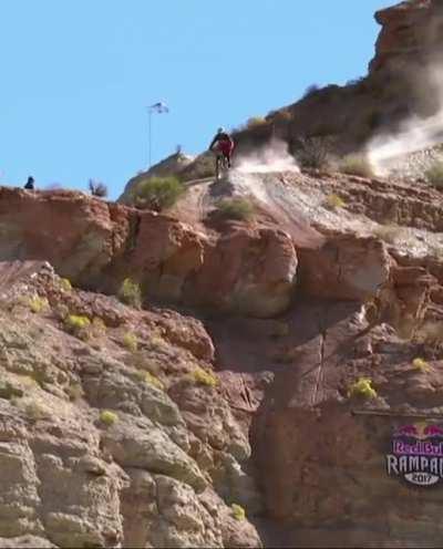 Когда дернул за пивком без пяти одинадцать