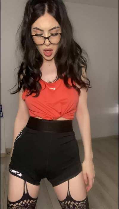 Isabela (@blizzyeee) [onlyfans]