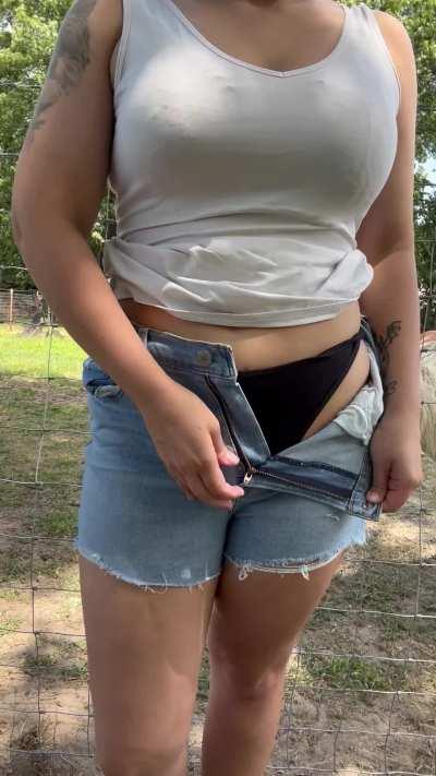 Let’s take a break from chores 😘