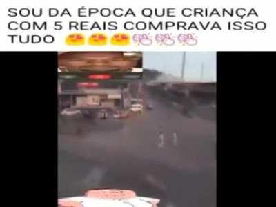 Eu n sou dessa época mais tudo bem (cuidado pq tá estourado)