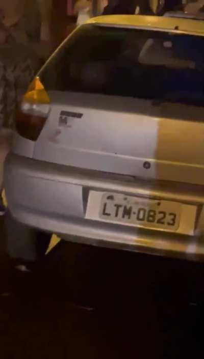 Brazilian carnival = trash gathering