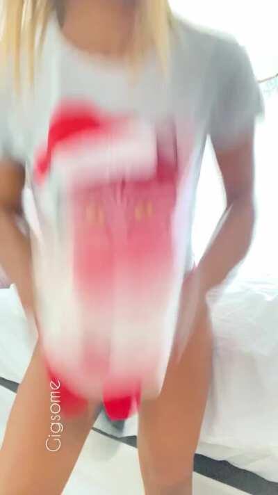 All I want for Christmas is you and I doing porn on tik tok