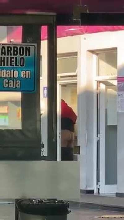 Les aviso que si andan por Córdoba en las estaciones de servicio no hay videt...