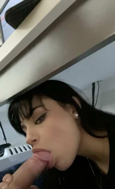 Her name? RedGIFs post isn't tagged.