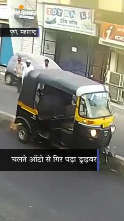 Oh let me kick this dog for no reason, let’s see what happens