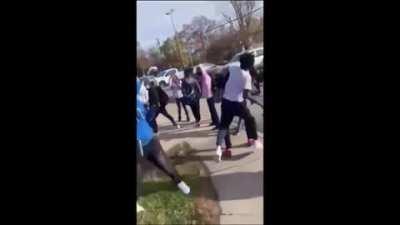 Only in America. Kid pulls a gun during a fight at a high school