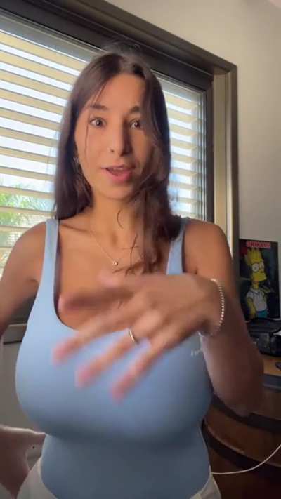 Massive tits on a slim frame @shir.yaellll