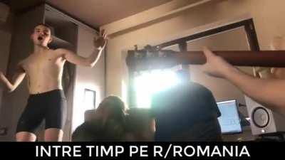 Tineretul liber, frumos si creativ, noua generatie de aur