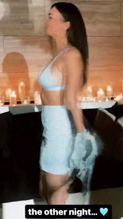 Victoria Justice, ready for her date night