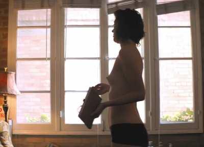 Mary Elizabeth Winstead (All About Nina - 2018)